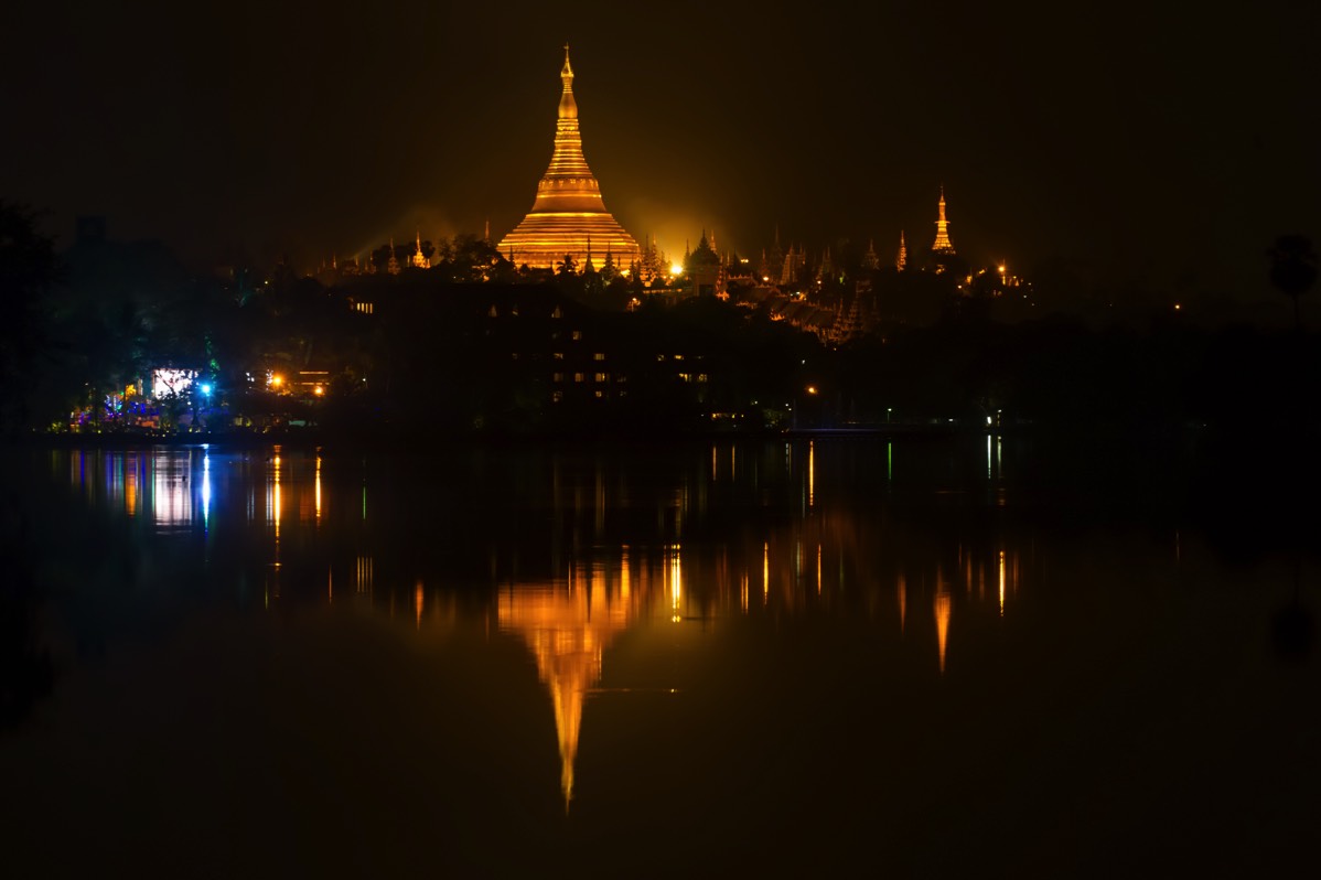 Shwedagon Pagoda from Kandawgyi Park