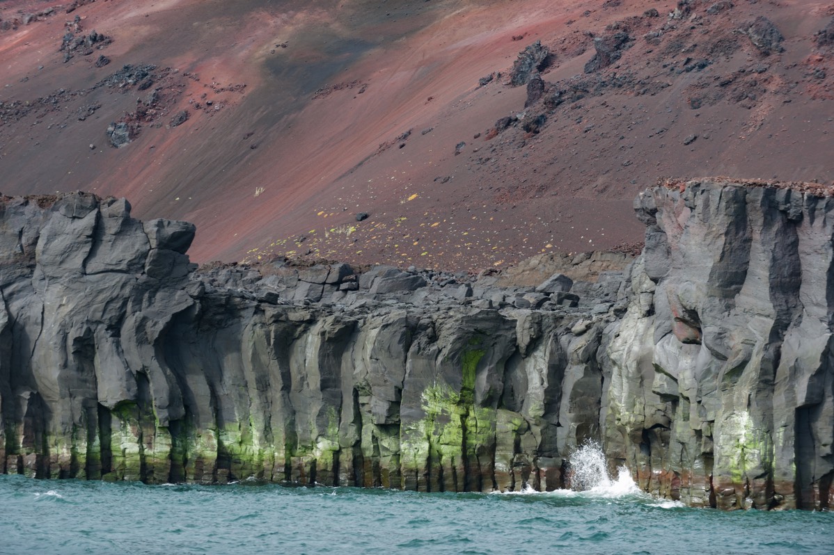 The coastline of Heimaey in Vestmannaeyjar was enlarged by the eruption of Eldfell in 1973