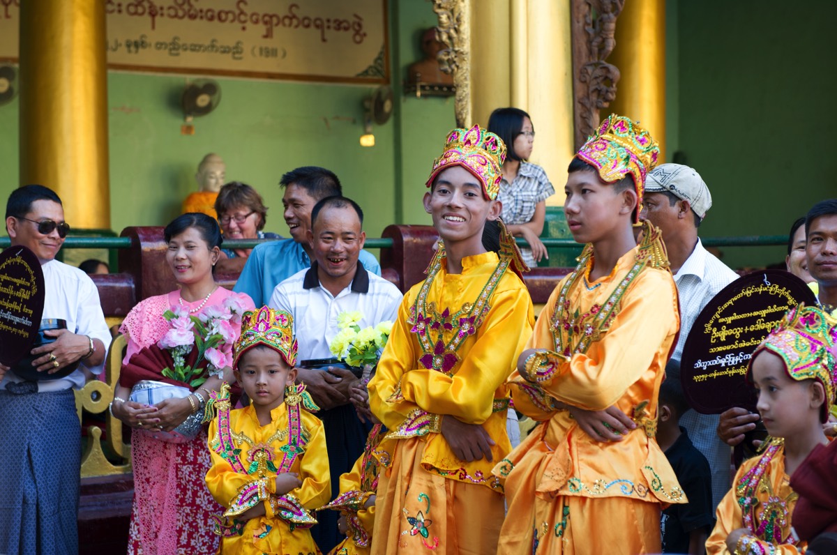 A family celebration at the Shwedagon Pagoda